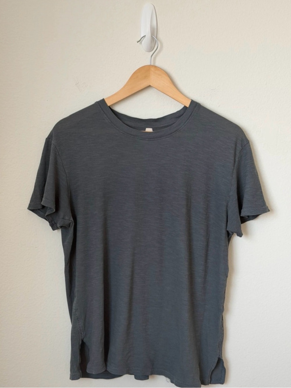 Pact Women’s Navy Blue T-Shirt (small)